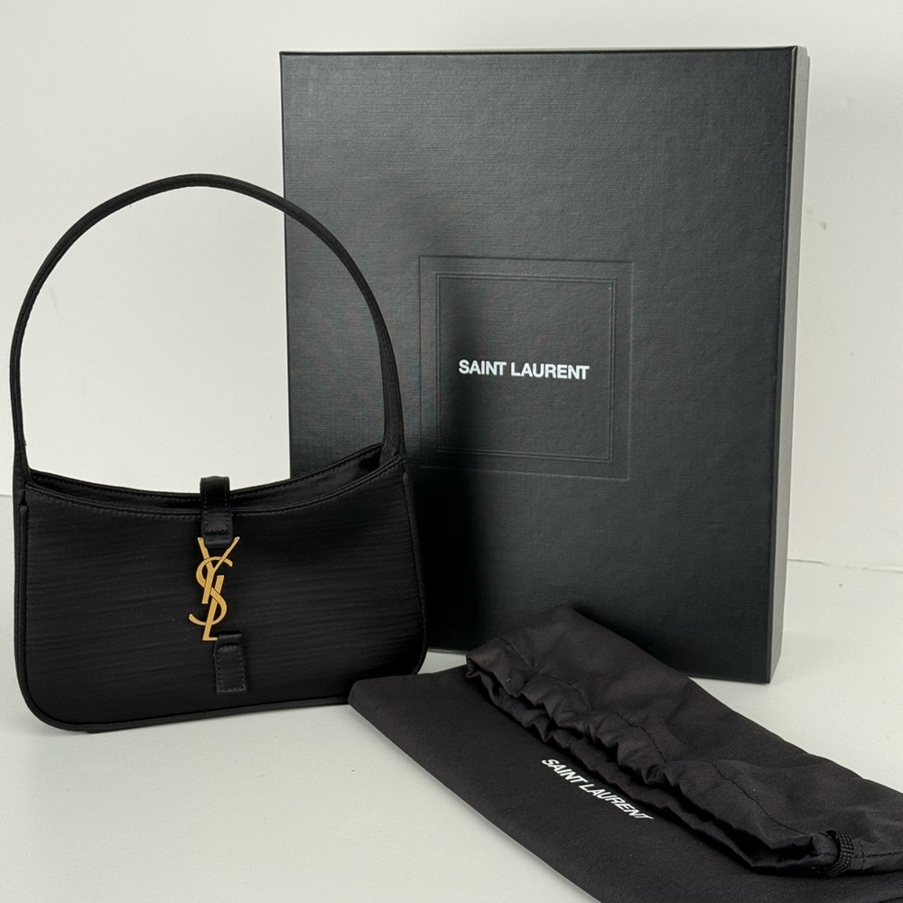 Saint Laurent Le 5 A 7 Mini YSL Shoulder Bag in Satin - Picture 2 of 5